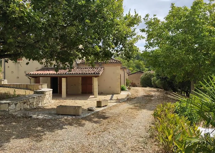 De La Tride B Avec Terrasse Proche Du Centre Διαμέρισμα Lectoure